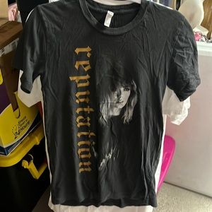 Taylor swift tour shirt